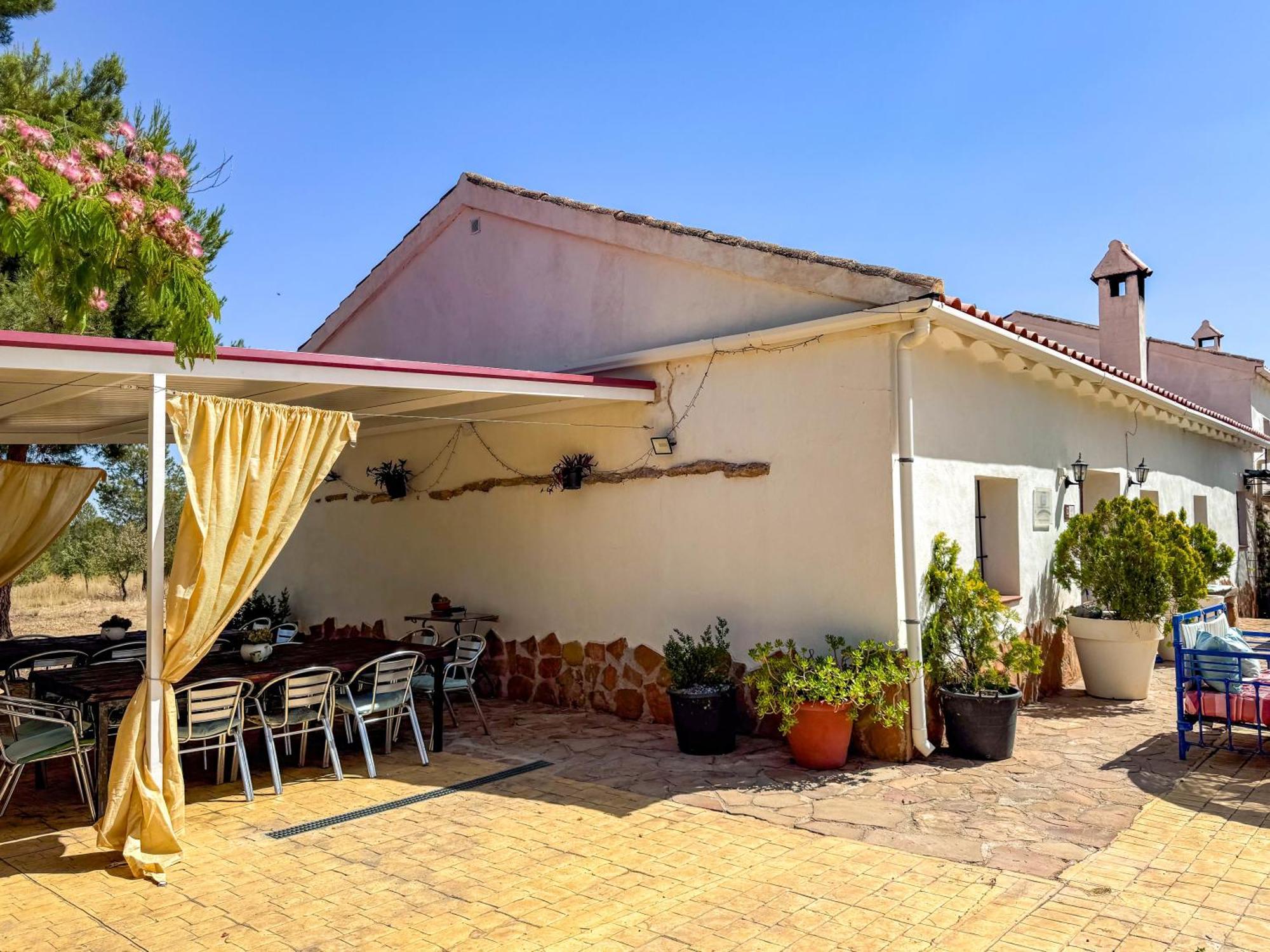 Cortijo Rural Bacares Casa de hóspedes Freila Exterior foto