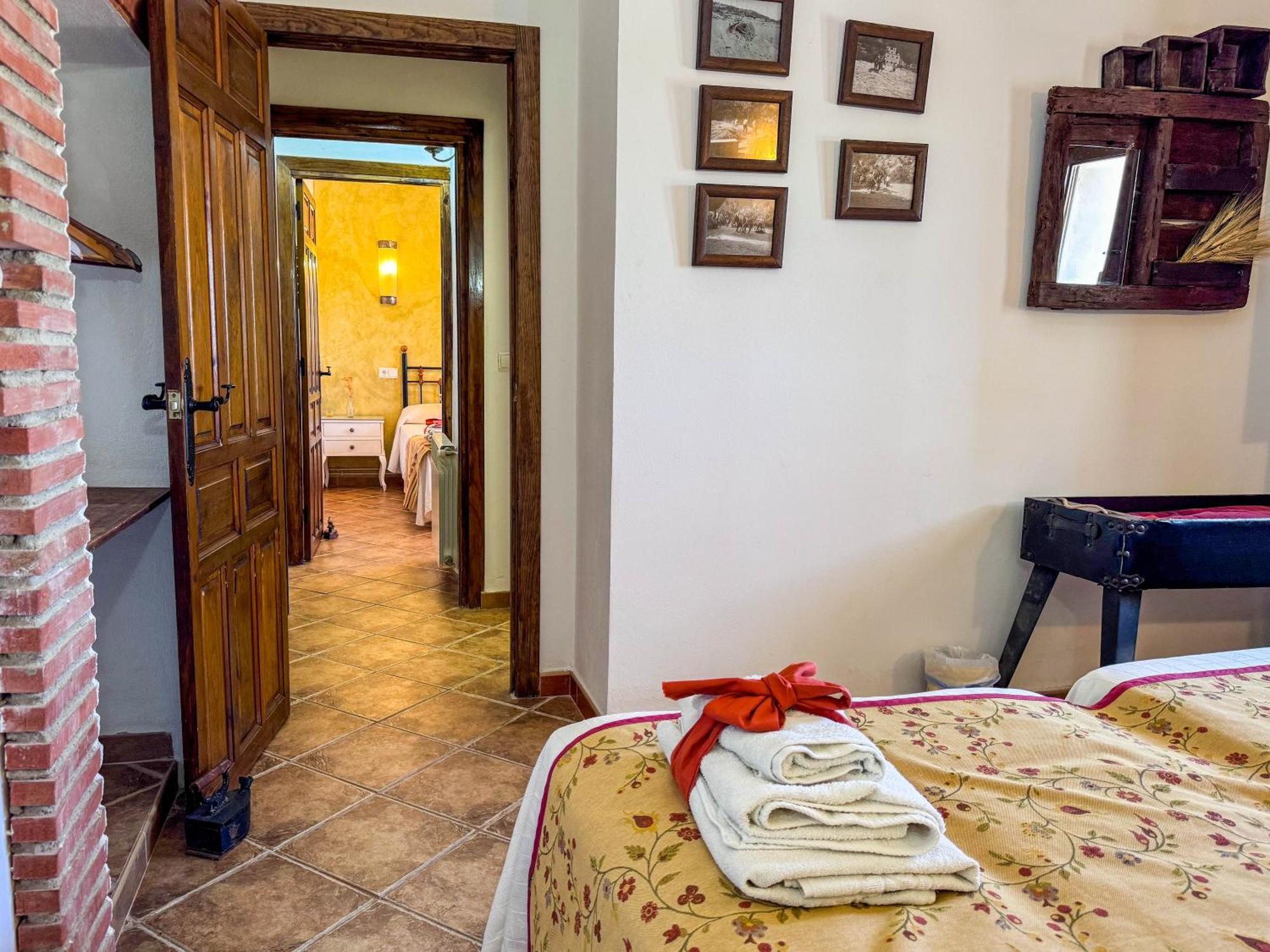 Cortijo Rural Bacares Casa de hóspedes Freila Exterior foto